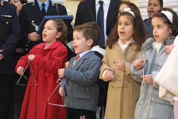 Κάλαντα στον πρωθυπουργό και στον πρόεδρο της ΝΔ