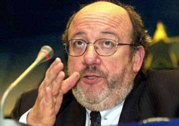 Την κατάργηση της εναλλασσόμενης προεδρίας του Συμβουλίου της ΕΕ εισηγείται ο Μισέλ