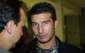 Υπέγραψαν τα «κιτρινόμαυρα» συμβόλαια τους Φόλια και Ξενίδης