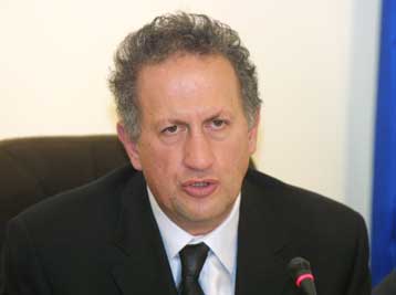 Εντός Ιανουαρίου το νομοσχέδιο για την πολιτική προστασία και τη μετανάστευση