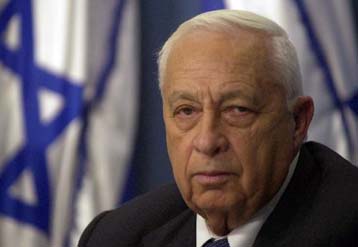 Επίθεση στον Πέρες από τον Σαρόν για τις συνομιλίες με Παλαιστίνιους