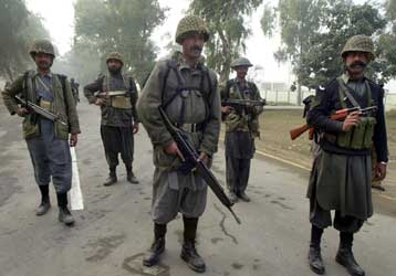 Η Ινδία απορρίπτει την έναρξη ειρηνευτικών διαπραγματεύσεων με το Πακιστάν