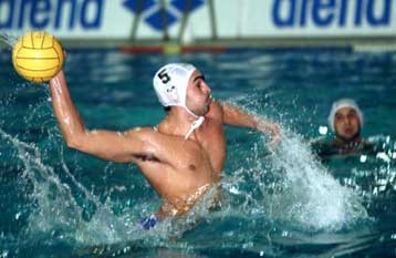 Εύκολη λεία η Γλυφάδα για τον Ολυμπιακό