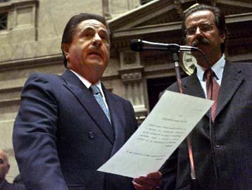 Δεν υπάρχει ούτε ένα πέσος, λέει ο νέος πρόεδρος της Αργεντινής