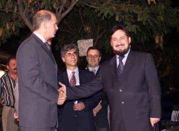 Βαλκάνια και διμερείς σχέσεις στην ατζέντα του υπουργού Εξωτερικών της ΠΓΔΜ στην Αθήνα