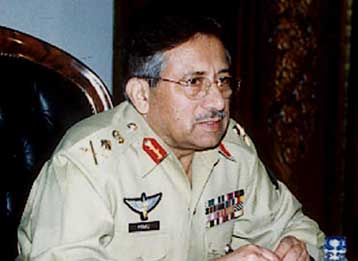 Πεκίνο και Ουάσινγκτον καλούν Ινδούς και Πακιστανούς να λύσουν ειρηνικά τις διαφορές τους