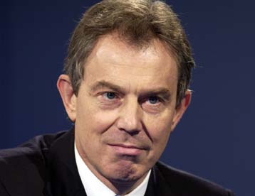 Δυναμική υποστήριξη Μπλερ στο ενιαίο ευρωπαϊκό νόμισμα