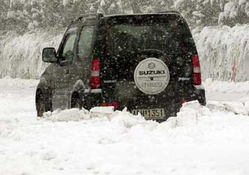 Κύμα κακοκαιρίας πλήττει ολόκληρη τη χώρα – Προβλήματα στις συγκοινωνίες