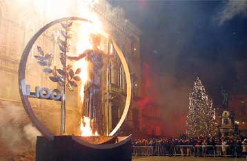 Δυναμική παρέμβαση Μπερλουσκόνι μετά το ιταλικό «φιάσκο» κατά τη μετάβαση στο ευρώ