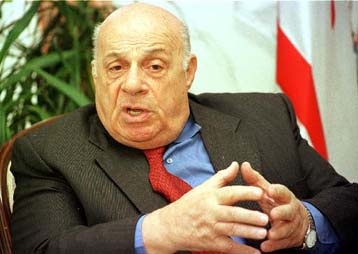 Σε δεινή οικονομική κρίση η κατεχόμενη Κύπρος – Ευημερία στις ελεύθερες περιοχές