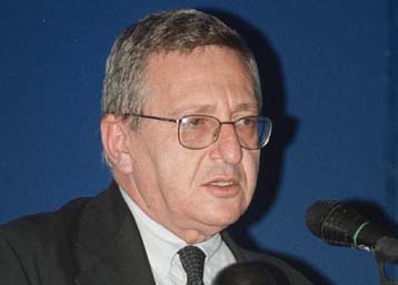 Παραιτήθηκε ο πρόεδρος των ΕΛΠΕ – Τέλη Φεβρουαρίου κατατίθενται οι προσφορές