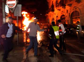 Δύο άτομα τραυματίστηκαν στην Ιερουσαλήμ από ανατίναξη βυτιοφόρου