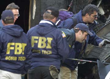 Ιδιωτικό αεροσκάφος συνετρίβη σε ουρανοξύστη στη πόλη Τάμπα στη Φλόριντα