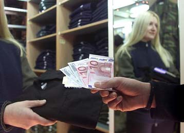 Φόβοι για την εξέλιξη του πληθωρισμού λόγω κακοκαιρίας και στρογγυλοποιήσεων