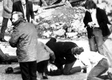 Τη Ματωμένη Κυριακή του Λόντοντερι ξαναέζησαν στο πανί οι Βορειοϊρλανδοί