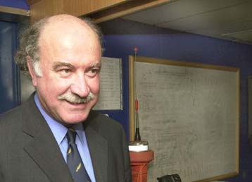 Μείωση φόρων άνω του 50% για τα ποντοπόρα πλοία εξετάζει η κυβέρνηση