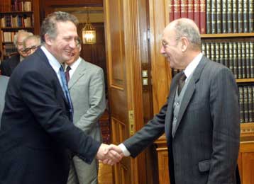 Για τα προβλήματα από την κακοκαιρία ενημέρωσε τον Στεφανόπουλo ο ΥΠΕΣ