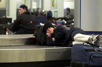 Η Κομισιόν προτείνει αποζημίωση στους επιβάτες όταν η πτήση αργεί ή ακυρώνεται