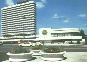 Κατεδαφίζεται το ξενοδοχείο Intourist της Μόσχας