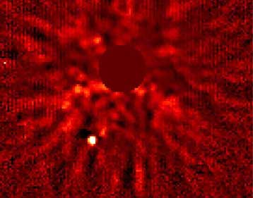 Νέα τεχνολογία επιτρέπει τη φωτογράφηση μικρού καφέ νάνου σε τροχιά γύρω από άστρο