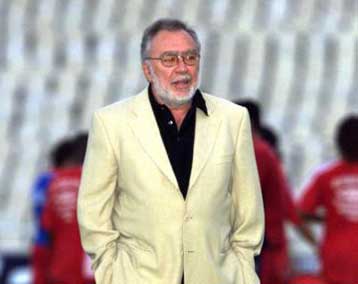 Καμία επαφή με τον Φ.Σάντος δεν έχει κάνει ο Ολυμπιακός, σύμφωνα με τον Σ.Κόκκαλη