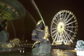 Τη μεταφορά της τεράστιας ρόδας του Παρισιού ζητά (με αγωγή) ο δήμαρχος της πόλης