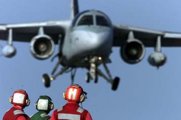 Αμερικανικό ΚC-130 με επταμελές πλήρωμα συνετρίβη την Πέμπτη στο Πακιστάν