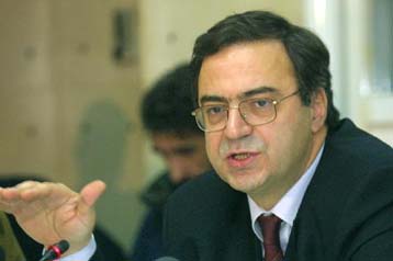 Στο 3% «σκαρφάλωσε» ο πληθωρισμός το Δεκέμβριο