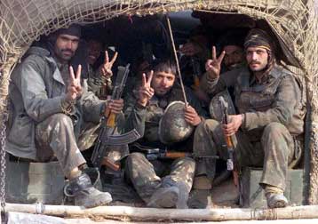 Ένα παιδί νεκρό και δύο τραυματίες από πακιστανικoύς όλμους εναντίον ινδικού χωριού