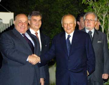 Νέα συνάντηση Κληρίδη-Ντενκτάς για τους αγνοούμενους