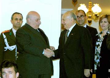 Ολοκληρώθηκε και η δεύτερη συνάντηση του Γλαύκου Κληρίδη με τον Ραούφ Ντενκτάς