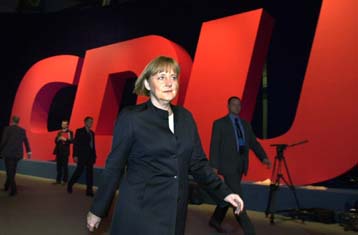 Αποσύρει την υποψηφιότητά της για τη γερμανική καγκελαρία η Αγγελα Μέρκελ