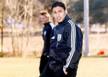 Σοβαρότητα ζήτησε ο Μπάγεβιτς, που θα έχει στη διαθεσή του τον Κούτση