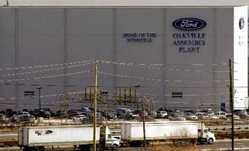 Σε 35.000 απολύσεις προχωρά η Ford