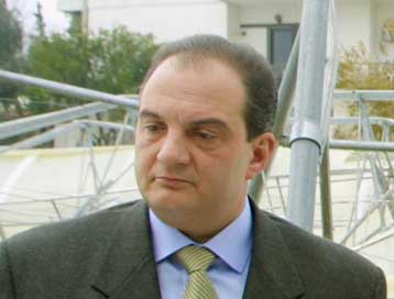 Aμεση αποζημίωση των πληγέντων από την κακοκαιρία ζήτησε από τα Χανιά ο Καραμανλής