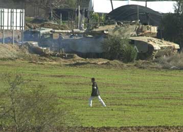 Οι μπουλντόζες συνεχίζουν το καταστροφικό τους έργο στην Ιερουσαλήμ