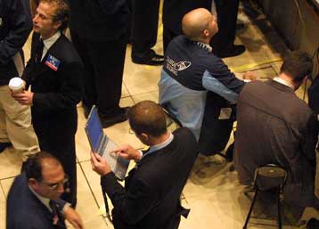 Με πτωτικές τάσεις άνοιξαν τη Δευτέρα Nasdaq και Dow Jones