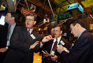 Με απώλειες έκλεισαν τη Δευτέρα ο Nasdaq και ο Dow Jones