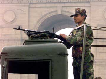 Ανταλλαγή πυρών στα σύνορα Ινδίας-Πακιστάν