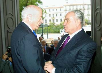 Παραδέχονται τα προβλήματα, συνεχίζουν την προσπάθεια Εθνική και Alpha Bank