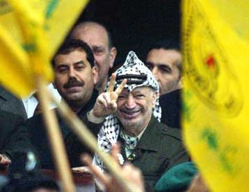 Με επιθέσεις απειλεί η Χαμάς εάν ο Αραφάτ παραμείνει αποκλεισμένος στη Ραμάλα