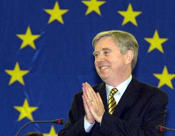 «Ήλθε η ώρα της συμφιλίωσης για την Κύπρο» πιστεύει ο Πατ Κοξ