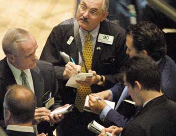 Με σημαντικές απώλειες, λόγω Intel, έκλεισαν Nasdaq και Dow Jones την Τετάρτη