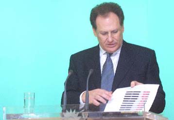 Να ξεπεραστούν οι δυσπιστίες μεταξύ των προοδευτικών δυνάμεων, δηλώνει ο Λαλιώτης