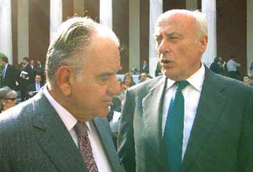 Απρόσμενη συνάντηση Καρατζά-Κωστόπουλου την Παρασκευή