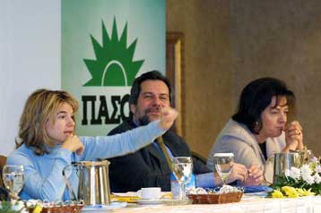 Παρεμβάσεις στελεχών του ΠΑΣΟΚ για τις δημοτικές εκλογές στη σύνοδο της ΚΕ