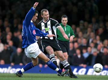 Μόνη πρώτη η Μάντσεστερ σε μία αγωνιστική γεμάτη ισοπαλίες