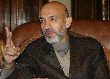 Στο Τόκιο ο Καρζάι εν όψει της διεθνούς διάσκεψης για την ανοικοδόμηση του Αφγανιστάν