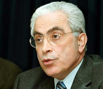 Παραιτήθηκε ο υφυπουργός Εξωτερικών Γ.Ζαφειρόπουλος - Στη θέση του ο Ανδρ.Λοβέρδος