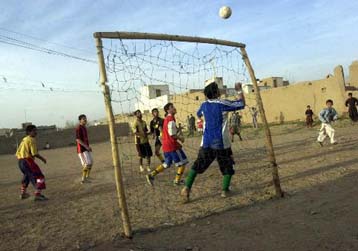 Το ποδόσφαιρο επιστρέφει στο Αφγανιστάν, με τη «χορηγία» της premier league